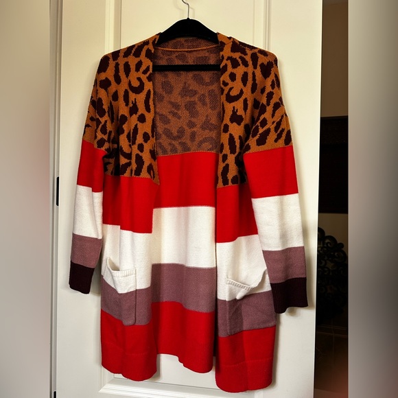 Colorblock Cardigan - Picture 7 of 12